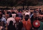 Immagine di Il popolo americano Los Angeles County California USA, 1968, secondo 57 filmato di repertorio 65675073334
