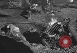 Image La sécurité de la transmission radio Hollywood Los Angeles California USA, 1943, de la seconde 57 séquences d'archives historiques vidéo 65675073346