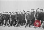 Immagine di Cerimonia Commemorativa Germania, 1945, secondo 33 filmato di repertorio 65675073347