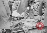 Immagine di Massacro Gardelegen sepoltura di massa Gardelegen Germania, 1945, secondo 62 filmato di repertorio 65675073348