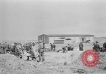 Standbild Masse Vergraben von Gardelegen Massaker Opfer Gardelegen Deutschland, 1945, aus Sekunde 47 historischem Filmmaterial Videoclip 65675073349