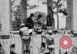 Standbild amerikanische Soldaten Baguio philippinischen Inseln, 1945, aus Sekunde 31 historischem Filmmaterial Videoclip 65675073350