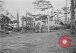 Standbild amerikanische Soldaten Baguio philippinischen Inseln, 1945, aus Sekunde 45 historischem Filmmaterial Videoclip 65675073350