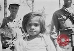 Standbild philippinischen Soldaten Baguio philippinischen Inseln, 1945, aus Sekunde 48 historischem Filmmaterial Videoclip 65675073351
