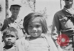 Standbild philippinischen Soldaten Baguio philippinischen Inseln, 1945, aus Sekunde 53 historischem Filmmaterial Videoclip 65675073351