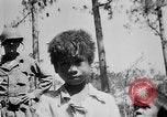Standbild philippinischen Soldaten Baguio philippinischen Inseln, 1945, aus Sekunde 55 historischem Filmmaterial Videoclip 65675073351