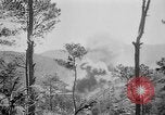 Standbild amerikanische Soldaten Baguio philippinischen Inseln, 1945, aus Sekunde 20 historischem Filmmaterial Videoclip 65675073352