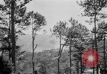 Standbild amerikanische Soldaten Baguio philippinischen Inseln, 1945, aus Sekunde 32 historischem Filmmaterial Videoclip 65675073352