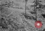 Standbild amerikanische Soldaten Baguio philippinischen Inseln, 1945, aus Sekunde 60 historischem Filmmaterial Videoclip 65675073352