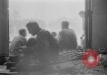 Standbild amerikanische Soldaten Baguio philippinischen Inseln, 1945, aus Sekunde 16 historischem Filmmaterial Videoclip 65675073353