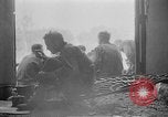 Standbild amerikanische Soldaten Baguio philippinischen Inseln, 1945, aus Sekunde 18 historischem Filmmaterial Videoclip 65675073353