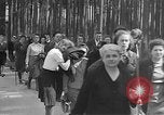Immagine di A Buchenwald Campo di Concentramento Germania, 1945, secondo 36 filmato di repertorio 65675073355