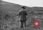 Standbild English Springer Spaniels Verbank New York USA, 1935, aus Sekunde 52 historischem Filmmaterial Videoclip 65675073365