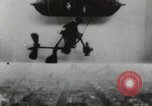 Immagine di Immagine in movimento illusione United States USA, 1902, secondo 37 filmato di repertorio 65675073368