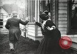 Image des civils américains United States USA, 1904, de la seconde 23 séquences d'archives historiques vidéo 65675073381