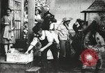 Image ivrognes accidentel United States USA, 1902, de la seconde 13 séquences d'archives historiques vidéo 65675073387