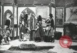 Immagine di Gli attori che ritraggono gli scozzesi United States USA, 1903, secondo 18 filmato di repertorio 65675073390