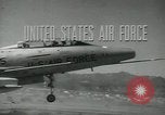 Immagine di Cacciatori di uragano United States USA, 1964, secondo 17 filmato di repertorio 65675073402