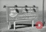 Image les garçons marocains le Maroc l'Afrique du Nord, 1964, de la seconde 15 séquences d'archives historiques vidéo 65675073405