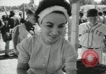 Image les garçons marocains le Maroc l'Afrique du Nord, 1964, de la seconde 42 séquences d'archives historiques vidéo 65675073405