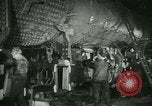 Immagine di Raymond Loewy T1 locomotore costruzione e collaudo Altoona Pennsylvania USA, 1948, secondo 4 filmato di repertorio 65675073413