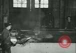 Immagine di Raymond Loewy T1 locomotore costruzione e collaudo Altoona Pennsylvania USA, 1948, secondo 48 filmato di repertorio 65675073413