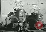 Standbild Railroad Wartung United States USA, 1948, aus Sekunde 32 historischem Filmmaterial Videoclip 65675073414