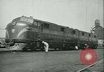 Standbild Railroad Wartung United States USA, 1948, aus Sekunde 34 historischem Filmmaterial Videoclip 65675073414