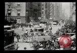 Standbild Lower Broadway New York City USA, 1903, aus Sekunde 17 historischem Filmmaterial Videoclip 65675073419