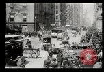 Standbild Lower Broadway New York City USA, 1903, aus Sekunde 19 historischem Filmmaterial Videoclip 65675073419
