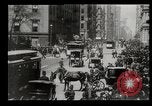 Standbild Lower Broadway New York City USA, 1903, aus Sekunde 23 historischem Filmmaterial Videoclip 65675073419