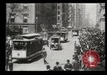 Standbild Lower Broadway New York City USA, 1903, aus Sekunde 62 historischem Filmmaterial Videoclip 65675073419