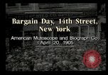 Image Shoppers New York City USA, 1905, de la seconde 1 séquences d'archives historiques vidéo 65675073420