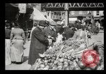 Immagine di Peddlers di strada a New York City New York City USA, 1903, secondo 13 filmato di repertorio 65675073422