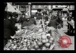 Immagine di Peddlers di strada a New York City New York City USA, 1903, secondo 51 filmato di repertorio 65675073422
