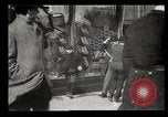 Immagine di Pedoni New York United States USA, 1903, secondo 16 filmato di repertorio 65675073423