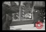 Immagine di Pedoni New York United States USA, 1903, secondo 32 filmato di repertorio 65675073423