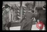 Immagine di Pedoni New York United States USA, 1903, secondo 36 filmato di repertorio 65675073423