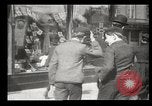 Immagine di Pedoni New York United States USA, 1903, secondo 38 filmato di repertorio 65675073423