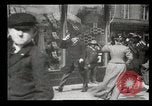 Immagine di Pedoni New York United States USA, 1903, secondo 45 filmato di repertorio 65675073423