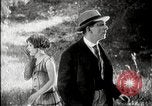 Immagine di Film di finzione a partire dall'inizio del XX secolo United States USA, 1910, secondo 22 filmato di repertorio 65675073424