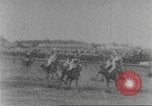 Immagine di Corsa di cavalli United States USA, 1902, secondo 29 filmato di repertorio 65675073427