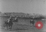 Immagine di Corsa di cavalli United States USA, 1902, secondo 30 filmato di repertorio 65675073427