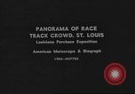 Standbild Menge an Zuschauern Saint Louis Missouri USA, 1904, aus Sekunde 4 historischem Filmmaterial Videoclip 65675073428