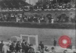 Standbild Menge an Zuschauern Saint Louis Missouri USA, 1904, aus Sekunde 10 historischem Filmmaterial Videoclip 65675073428