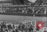 Standbild Menge an Zuschauern Saint Louis Missouri USA, 1904, aus Sekunde 13 historischem Filmmaterial Videoclip 65675073428