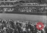 Standbild Menge an Zuschauern Saint Louis Missouri USA, 1904, aus Sekunde 19 historischem Filmmaterial Videoclip 65675073428