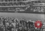 Standbild Menge an Zuschauern Saint Louis Missouri USA, 1904, aus Sekunde 23 historischem Filmmaterial Videoclip 65675073428