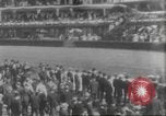 Standbild Menge an Zuschauern Saint Louis Missouri USA, 1904, aus Sekunde 24 historischem Filmmaterial Videoclip 65675073428
