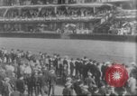 Standbild Menge an Zuschauern Saint Louis Missouri USA, 1904, aus Sekunde 25 historischem Filmmaterial Videoclip 65675073428